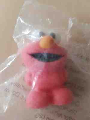 Ultra Rare Limited Ooshies Sesame street FURRY ELMO Red sealed original pack