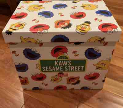 Kaws UNIQLO Sesame Street LIMITED Complete Box/Paper Bag