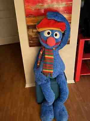 2004 Grover Sesame Workshop 72" plush for Federated Dept. Stores, Rare Edition