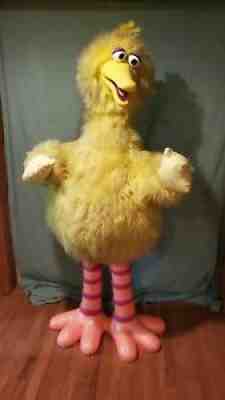 VINTAGE 1970'S HUGE 6' TALL FIBERGLASS BIG BIRD STATUE SESAME STREET VERY RARE