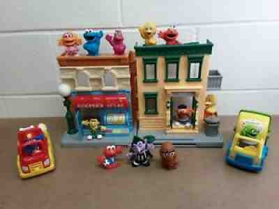 Sesame Street Mr Hoopers Store ABC 123 Playset 13 Figures, Fire & Garbage Trucks