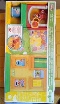 Sesame Street Discover ABCs with Elmo Playset Playskool Only One in Ebay