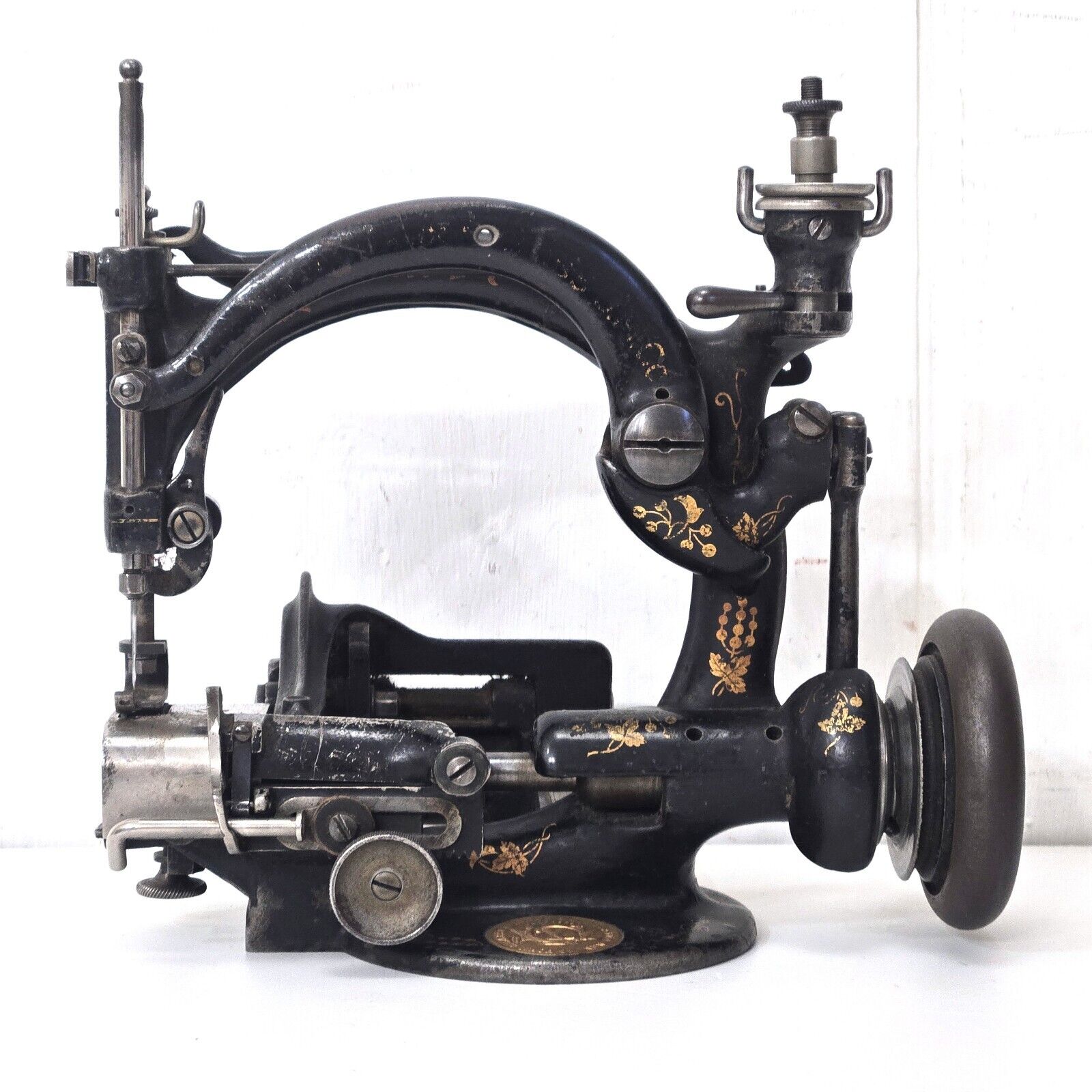 Straw Hat Making Machine Antique Sewing Collectibles : 1825 sewing