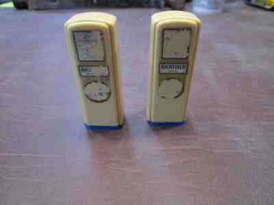 RARE Vintage 1950s RICHFIELD GASOLINE Gas Pump Salt & Pepper Shaker Set PA.