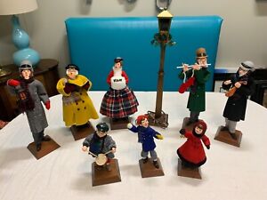 Simpich Caroller Doll Set - 9 Piece Set