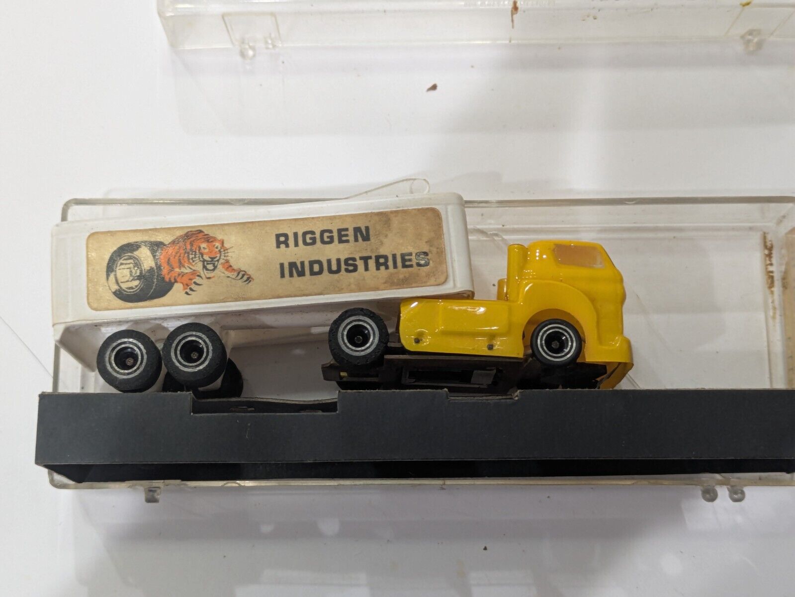 VERY RARE USED BOXED RIGGEN TT-1 SEMI TRACTOR AND TRAILER HO SCALE SLOT CAR