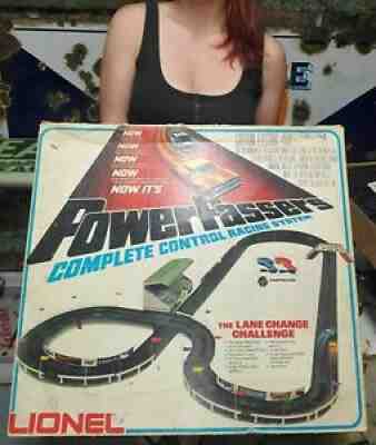 Vintage LIONEL SLOT CAR TRACK Power Passers Lane Change Race Set 080961