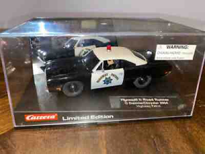 Carrera Evolution 25787 Plymouth Road Runner Highway Patrol Limited Ed.