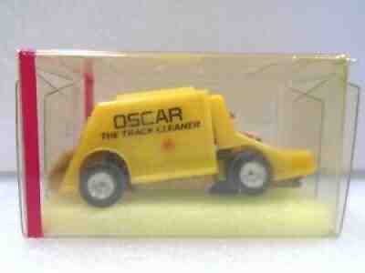 AJS Oscar Track Cleaner Yellow Slot Car Original Box L#182