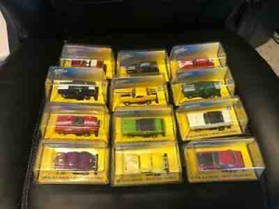 Johnny Lightning ThunderJet 500 Tuff Ones Slot Car 12 Car Case Aurora auto world