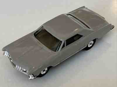 Aurora Thunderjet 500 1963 Buick Riviera HO Slot Car GRAY Orig Case!MINT