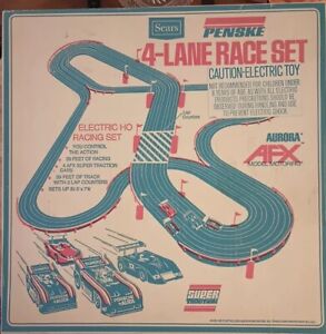 AURORA A/FX SEARS  PENSKE 4 LANE RACE SET #2307 100% COMPLETE w 4 CARS NICE SET