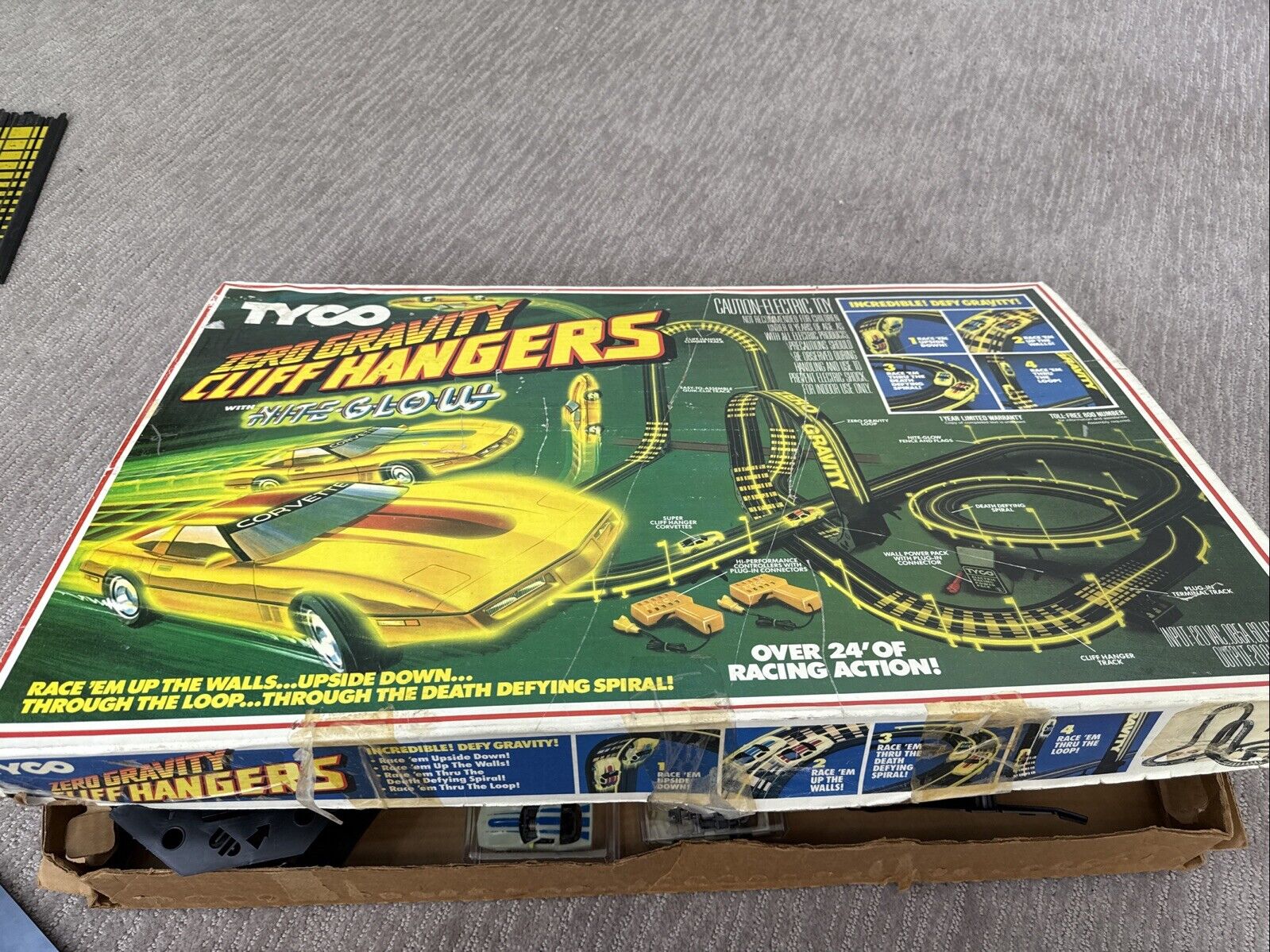 Vintage Tyco Zero Gravity Cliff Hangers Nite Glow 6234 Racing Set 100% COMPLETE!