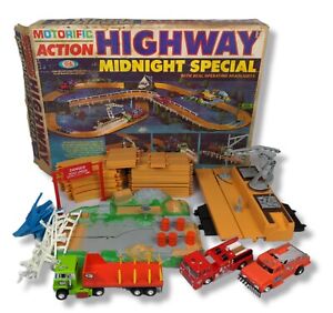 Vintage 1969 Ideal Motorific Action Highway 'MIDNIGHT SPECIAL' Slot Car Toy Set