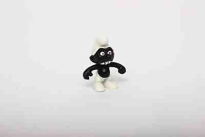 Smurfs 20007 Angry Smurf Black Teeth Red eyes very rare Schleich Peyo Vintage