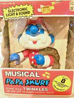 MUSICAL PAPA SMURF DRESSED AS SANTA 1982 by TALBOT TOYS 