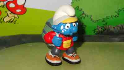 Smurfs New Hiker Smurf Hiking Backpack Rare Vintage Display 2000 Figurine