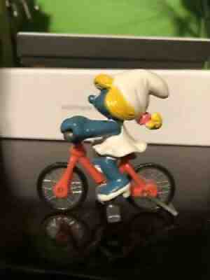 Smurfs 40236 Bicycle Smurfette Super Smurf Vintage Figure Bike Toy PVC Figurine