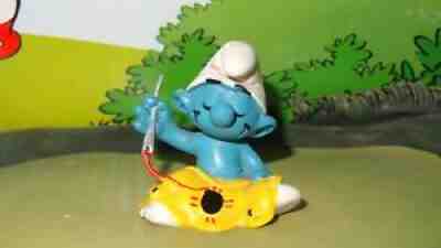 Smurfs Tailor Smurf Sewing Needle Sweater Rare Vintage 20063 Portugal Figure