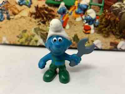 Smurfs 20012 Mechanic Smurf Handy Wrench Green Overalls Vintage Figure 1970