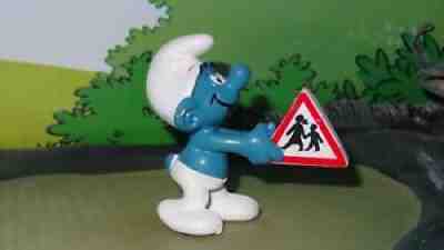 Smurfs Traffic Crossing Guard Sign Smurf Rare Vintage Display Figurine