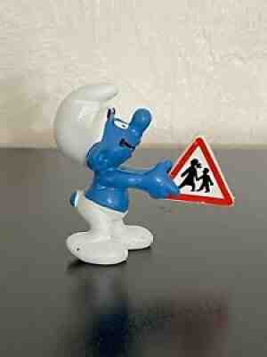 Smurfs Traffic Crossing Guard Sign Smurf RARE Vintage Figurine 20155