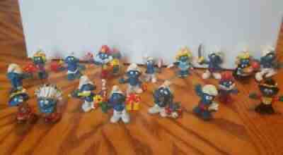 Lot Of 18 Vintage 1970's And 80's Rare Smurfs. Papa Smurf, Smurfette