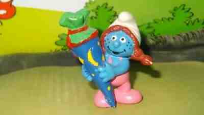 Smurfs Sassette Smurf First Day of School Cone 20435 Vintage Rare Display Figure