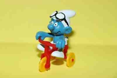 Smurfs Tricycle Smurf Bike Rider Riding 40203 Rare Vintage Display Toy Figurine