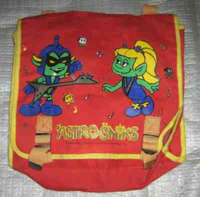 1983 Astrosniks Backpack Carrying Case Tote Bag Bully RaRe Smurfs Peyo