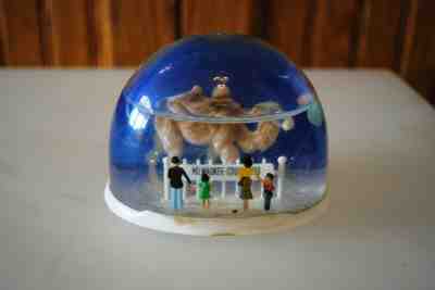 Vtg Snow Dome Globe Souvenir Milwaukee County Zoo WI Camel Snowdome Snowglobe