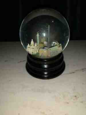 Phoenix Saks 5th Avenue Collectible Snowglobe Song “Here Comes The