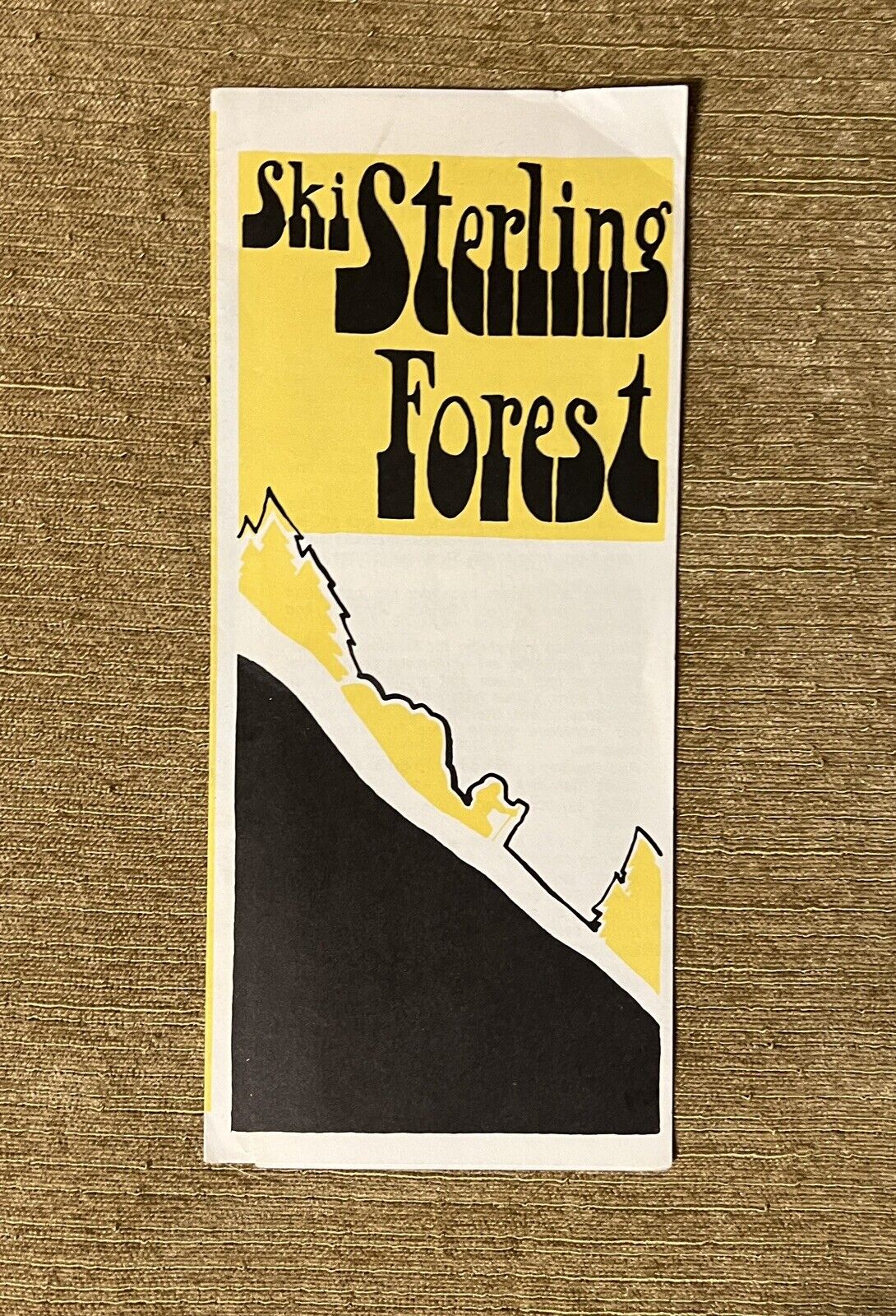 STERLING FOREST Vtg 1970 Ski Brochure LOST AREA Tuxedo Ridge NEW YORK Souvenir