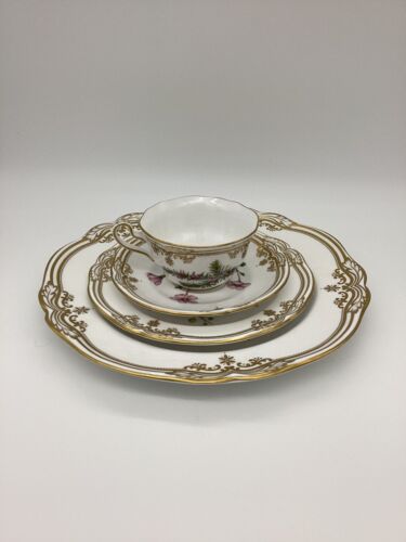 Spode Stafford Flowers Fine China 12 Place Settings