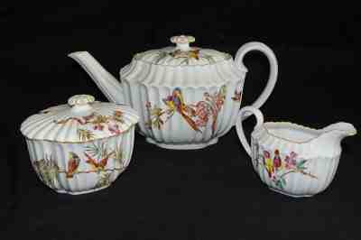 Spode England Aviary Bird Y6698 Teapot, Cream & Sugar w/ Lid