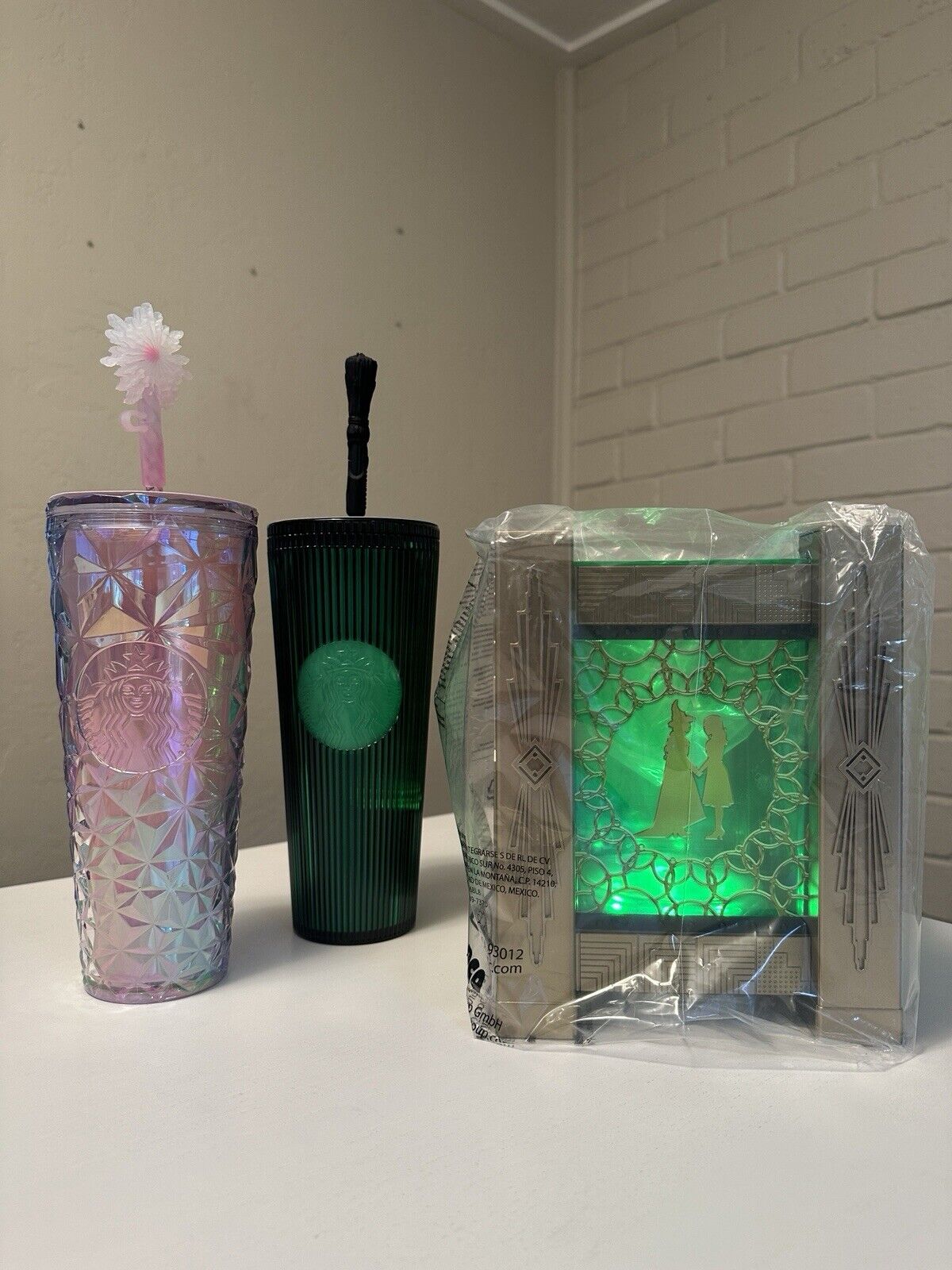 NEW SEALED BUNDLE WICKED STARBUCKS CUPS & Lantern Pop Bucket GLINDA *SOLD OUT* - Sold on eBay December 16th, 2024 for $125.00