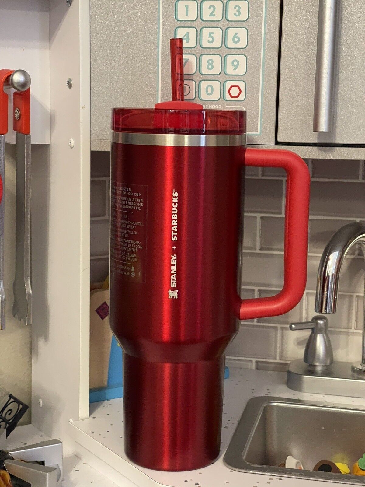 Starbucks X Stanley 2023 Holiday Red 40oz Tumbler Limited Edition (CUP IN HAND) - Sold on eBay April 11th, 2024 for $250.00