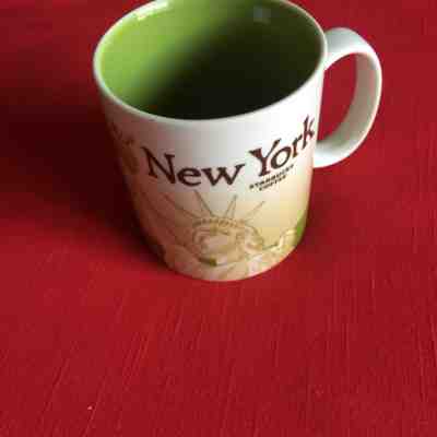 STARBUCKS GLOBAL ICON SERIES NEW YORK 16% COFFEE MUG 2011 - Sold on eBay Sep, 5th 2018 for $7.00