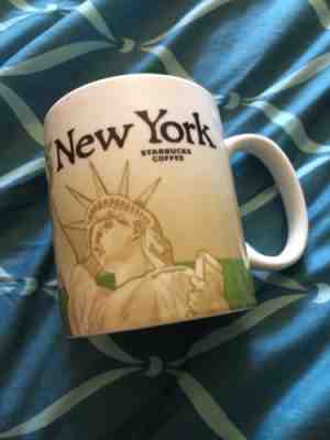 Starbucks Coffee Global Icon Collector Series New York 16oz Mug 2009 - Sold on eBay Sep, 4th 2018 for $24.99