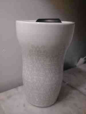 Limited Edition 2015 Starbucks Travel Tumbler 9 fl oz White Gray Damask - Sold on eBay Sep, 29th 2018 for $16.00