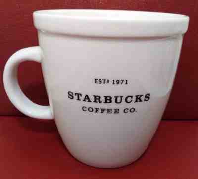 2001 White Starbucks Barista Abbey 16oz Coffee Mug - Est 1971 - black lettering - Sold on eBay Nov, 5th 2018 for $10.99