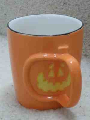 2003 STARBUCKS Halloween 3D Orange  Pumpkin Handle Mug - Sold on eBay Oct, 25th 2018 for $4.50