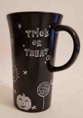 Starbucks Halloween Trick or Treat Black & White 14 oz Coffee Mug Cup 2007 - Sold on eBay Nov, 12th 2018 for $24.99