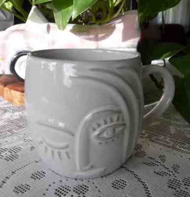 Starbucks Abstract Mermaid Siren Winking Mug Cup Nouvelle Porcelain 12 oz 2013 - Sold on eBay Nov, 15th 2018 for $15.99
