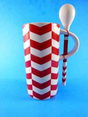 Starbucks Coffee Christmas Chevron Mug Cup with spoon 8 oz 2013 Verismo - Sold on eBay Nov, 15th 2018 for $9.59