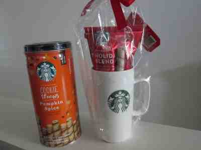 2017 Starbucks Logo Tall Mug Holiday Gift Set + Pumpkin Spice Cookie Straws - Sold on eBay Nov, 7th 2018 for $29.99