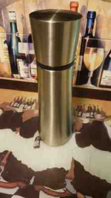 Starbucks Coffee 2005 Stainless Steel Thermos / Tumbler 17 Oz. EUC - Sold on eBay Oct, 5th 2018 for $11.99
