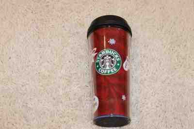 STARBUCKS 2009 CHRISTMAS HOLIDAY 16 OZ TRAVEL MUG TUMBLER - Sold on eBay Sep, 4th 2018 for $4.99