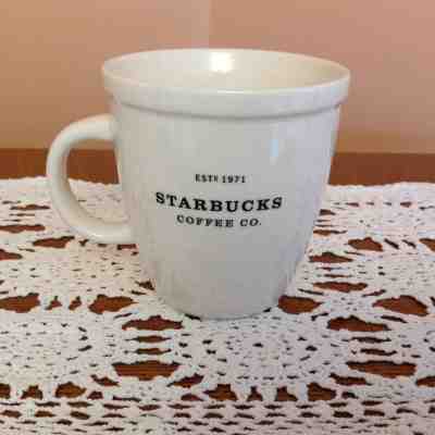2001 White Starbucks Barista Abbey 16oz Coffee Mug - Est 1971 - black lettering - Sold on eBay Sep, 11th 2018 for $12.99