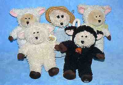 STARBUCKS 2004 BO-PEEP, 1 BLACK & 1 WHITE SHEEP, 2 2009 WHITE SHEEP BEAR LOT SET - Sold on eBay Oct, 14th 2018 for $21.25